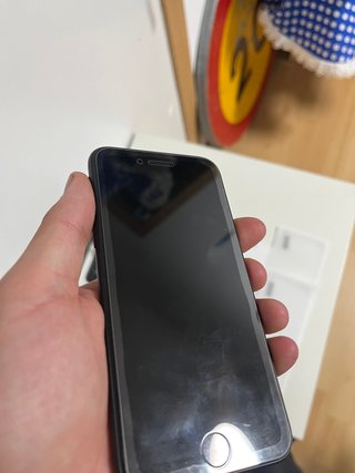 iPhone SE 2ª Gen - iOS 16 - 64GB Nero