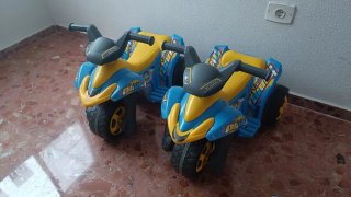 2 Quads a batería para niños Feber