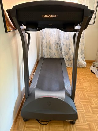Cinta de Correr Profesional Life Fitness