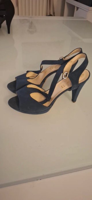 Sandali tacco Ginger & Smart blu