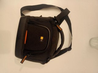 Fotocamera Lumix FZ45 con custodia