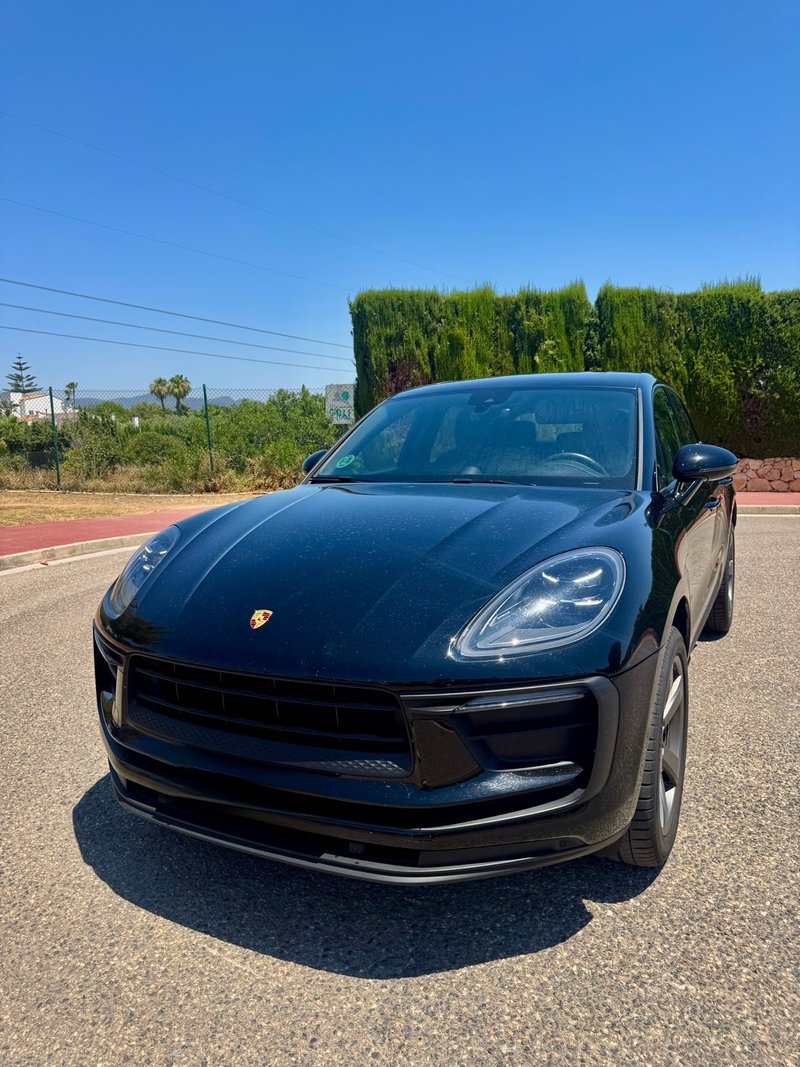 Porsche Macan 2022 - foto 1