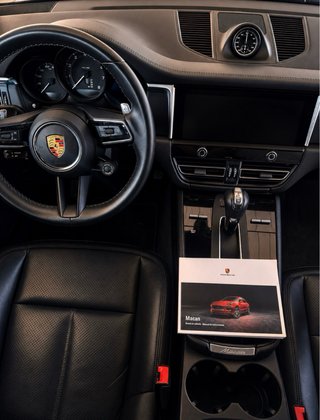 Porsche Macan 2022