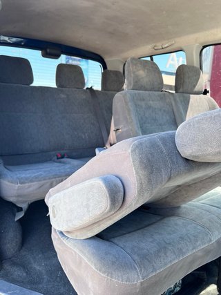 Toyota Hiace 2009