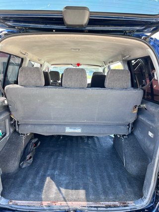 Toyota Hiace 2009