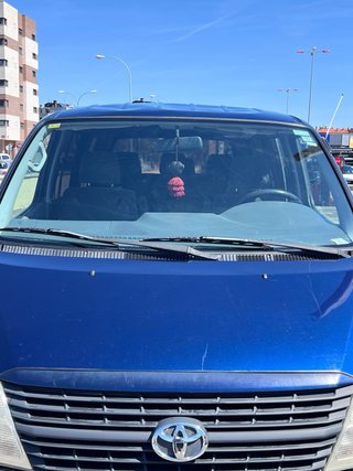 Toyota Hiace 2009