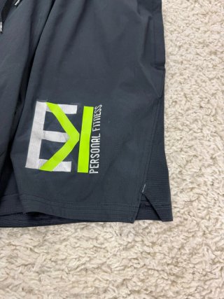 ¡¡OFERTA!! Talla M Shorts Under Armour Negros