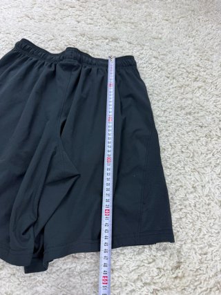 ¡¡OFERTA!! Talla M Shorts Under Armour Negros
