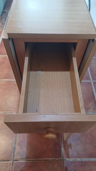 Mesa de cocina extensible con ruedas
