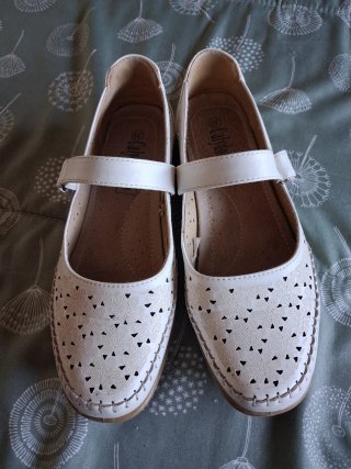 Sandalias Calydon Talla 39 Blancas