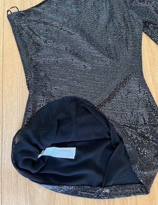 Vestido fiesta Zara lentejuelas asimétrico negro
