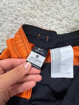 ¡OFERTA! Talla M Shorts Nike Dri-Fit Negro Naranja