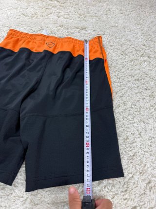 ¡OFERTA! Talla M Shorts Nike Dri-Fit Negro Naranja