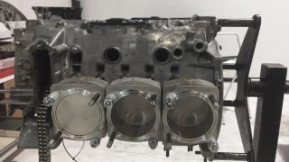 Cilindros Porsche 911 930 3.0 95mm y pistones.