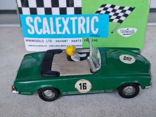 SCALEXTRIC MERCEDES 250 SPORT