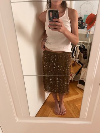 Falda dorada