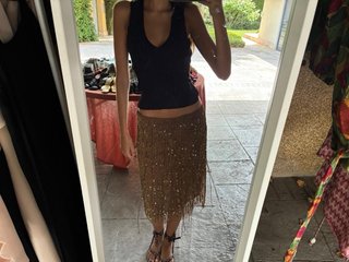Falda dorada