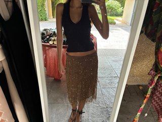 Falda dorada