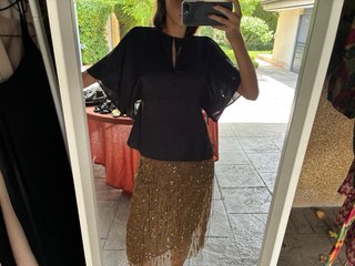 Falda dorada