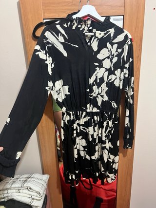 Vestido negro y blanco estampado