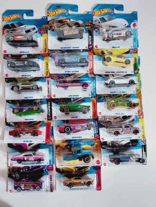 100 Hot Wheels Nuove