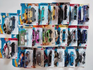 100 Hot Wheels Nuove