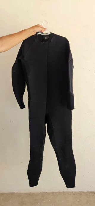Neopreno negro para surf