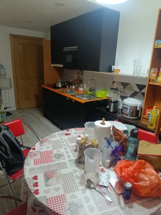 Alquilo habitación en avila capital