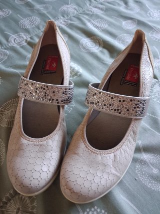 Zapatos Fluchos Talla 40 Beige/Plata