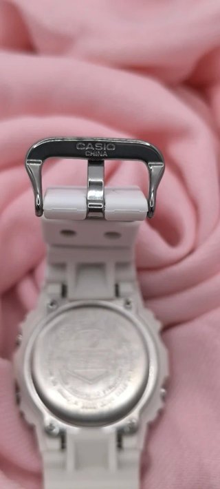 Casio G-Shock DW-5600MW Blanco