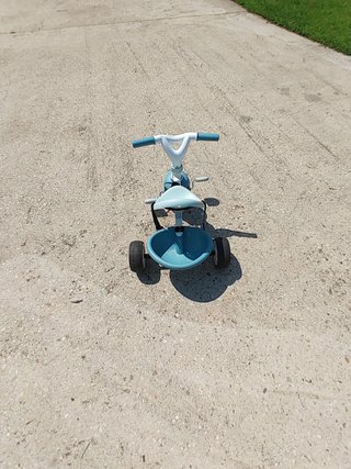 Triciclo infantil azul y blanco SMOBY