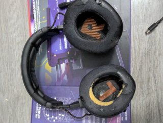 JBL Quantum ONE Auriculares Gaming 075075