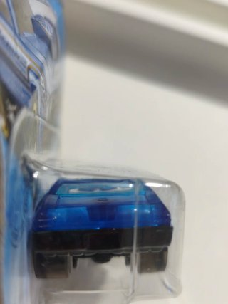 Hot Wheels '69 Chevelle X-Raycers
