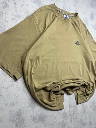 Camiseta Adidas Verde Oliva
