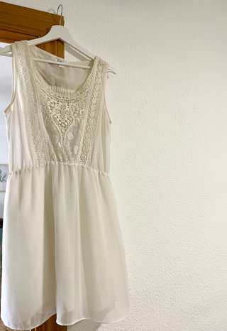 Vestido blanco bordado