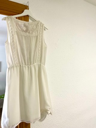 Vestido blanco bordado
