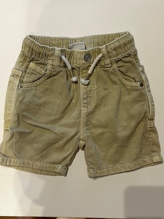 Lote 4 pantalones tejanos cortos niño Zara