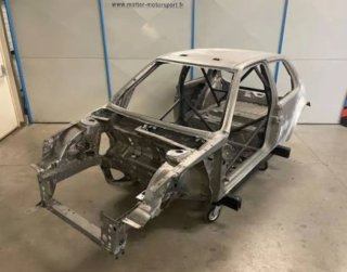 Carrocería de competición documentada 8v saxo vts