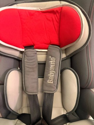 Silla de coche Babyauto gris y roja
