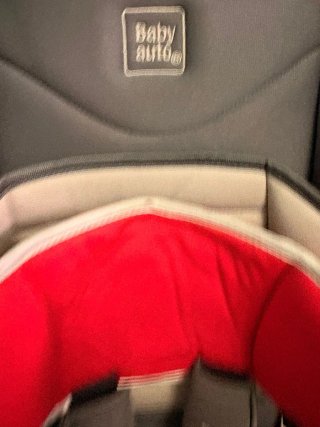 Silla de coche Babyauto gris y roja