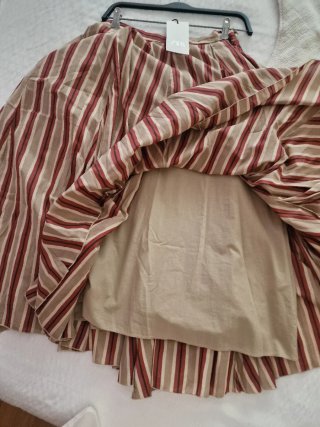 Falda midi Zara