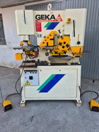 PUNZONADORA