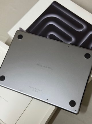 Macbook Pro 14” M3 Cinza Espacial