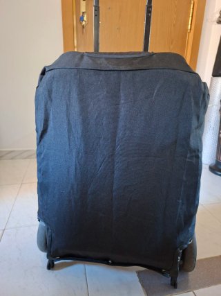 Carro de bebé gris