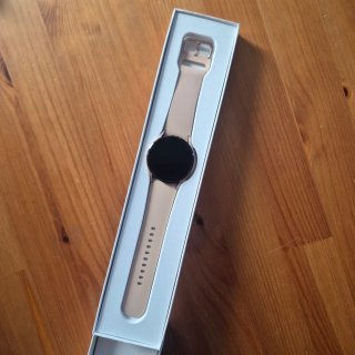 Samsung Galaxy Watch 4 Rosa Oro