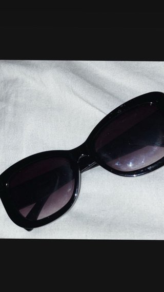 Gafas de sol negras