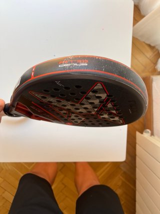 Pala de pádel NOX AT10 18K 2025 (a reparar)