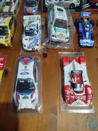 Lote componentes carrocerías y coches Scalextric