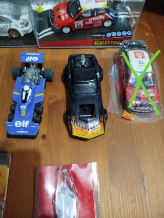Lote componentes carrocerías y coches Scalextric