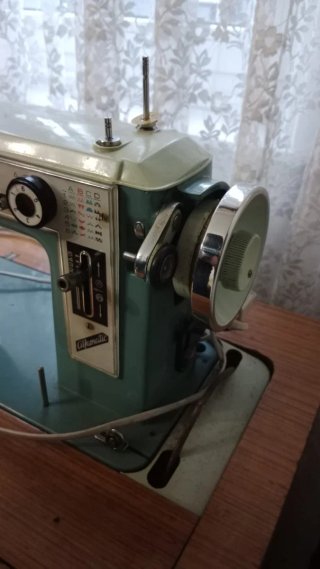 Máquina de coser Alfa 108 vintage